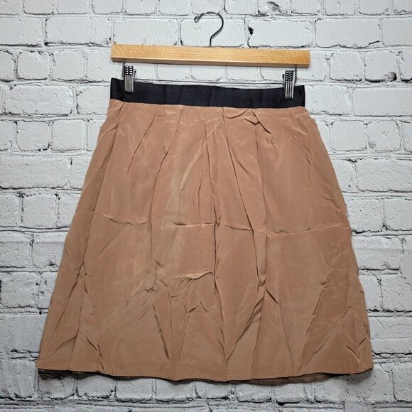 J. Crew Dresses & Skirts - J Crew Silk Petal Mid Length Crepe De Chine A Line Skirt Size 4